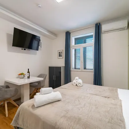 Apartman Marjan Nest *