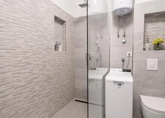 Marjan Nest 公寓 *